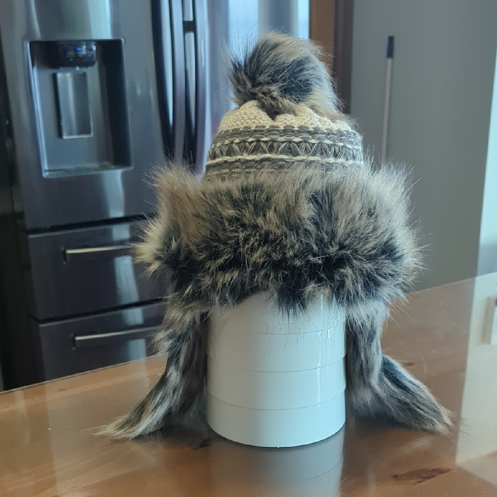 Cozy Faux Fur Trimmed Knit Hat NWT